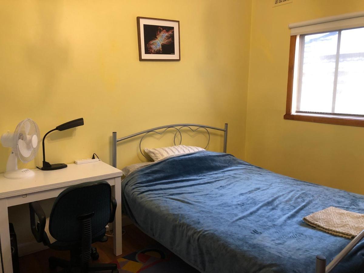 A Single Room Near The Railway Station Ville de Ville de Melbourne Extérieur photo