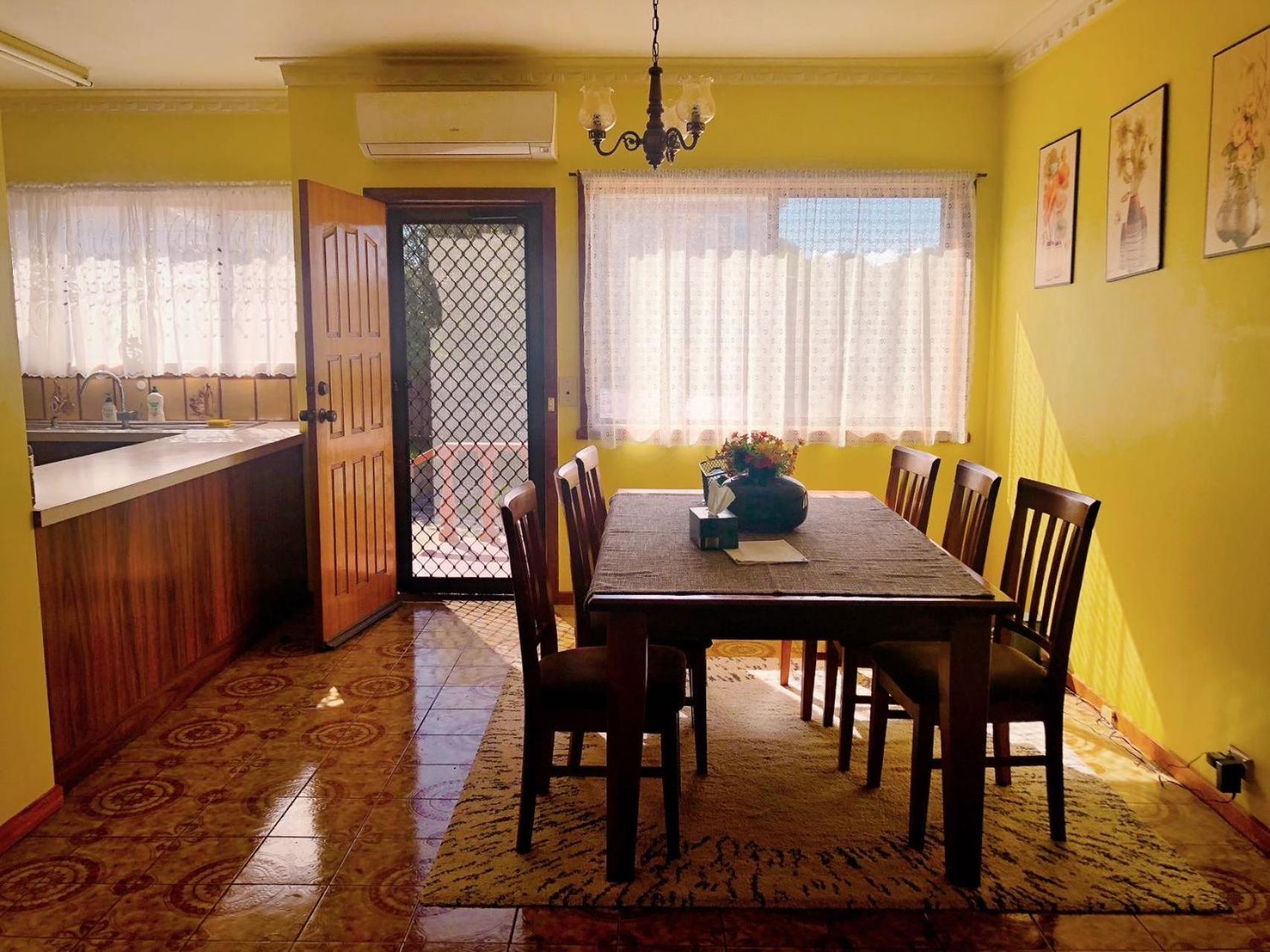 A Single Room Near The Railway Station Ville de Ville de Melbourne Extérieur photo